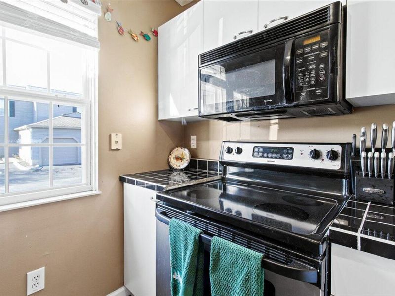 2202 Sandman Drive, Unit 56E, Columbus, OH 43235 Photo 11