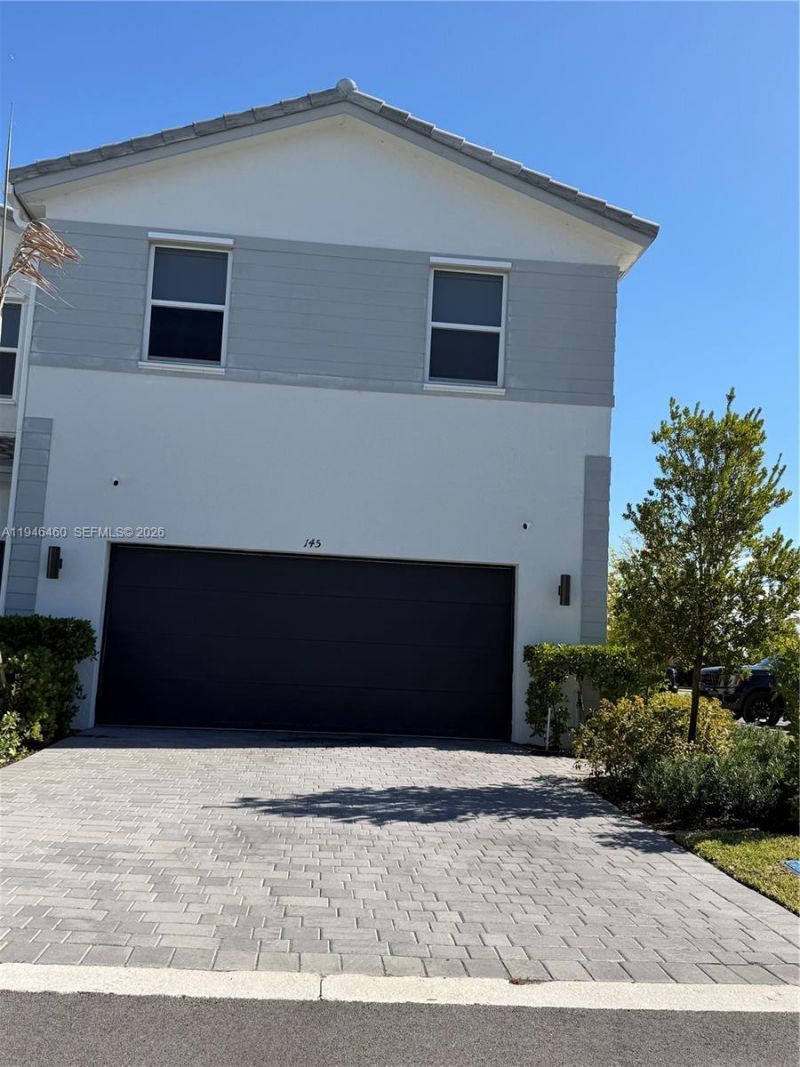 145 SW 184th Pl, Pembroke Pines, FL 33029 Photo