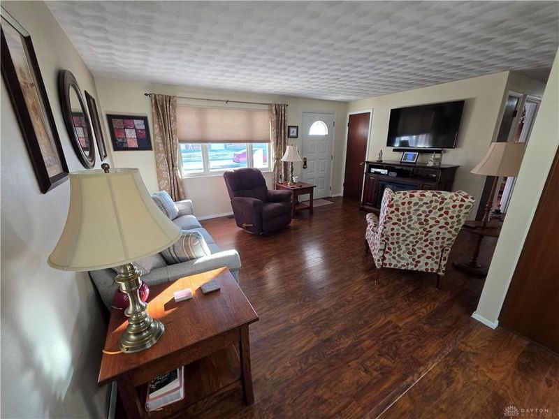 107 Glenada Court, New Lebanon, OH 45345 Photo 6