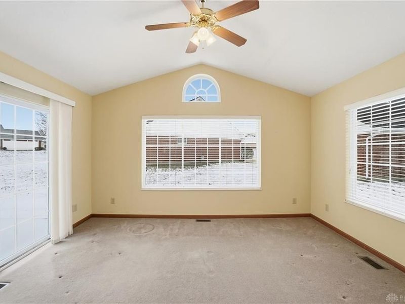 1711 Pinehurst Drive, Springfield, OH 45502 Photo 14