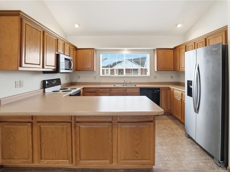 1711 Pinehurst Drive, Springfield, OH 45502 Photo 8