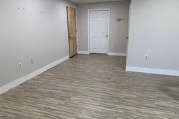 488 La Mesa Road photo 4
