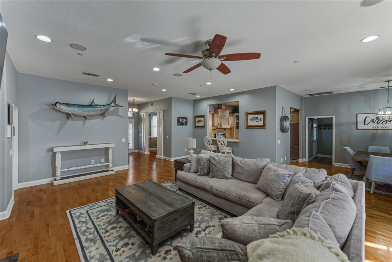 209 Frenchmans Creek Way, Winter Haven, FL 33884 Photo