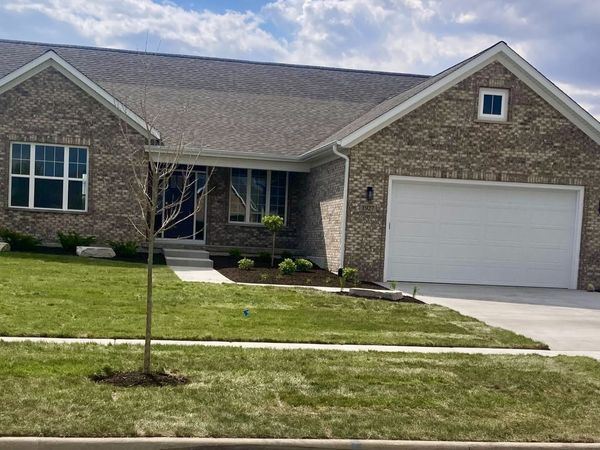 1927 PARKSIDE Drive, Sycamore, IL 60178