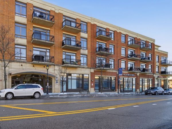 170 N Northwest Highway, Unit 406, Park Ridge, IL 60068