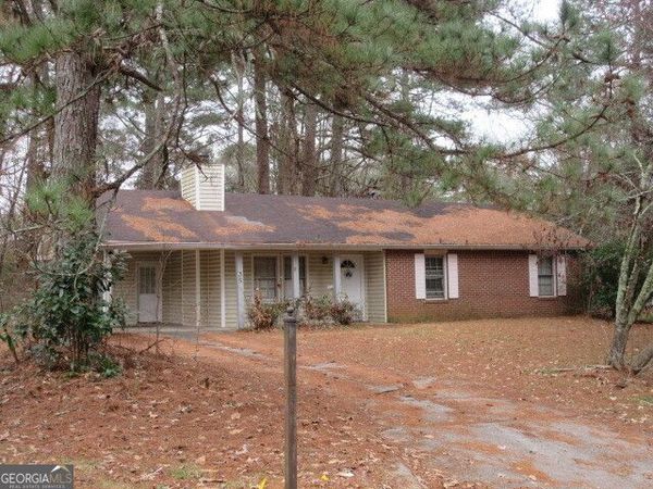 35 Triple Crown Lane, Ellenwood, GA 30294