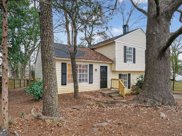 4616 Garden Hills Drive, Stone Mountain, GA 30083