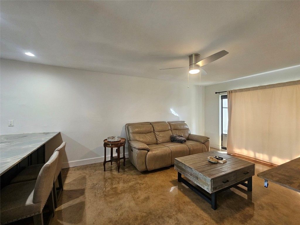 825 NW 13th Street, Unit 110, Boca Raton, FL 33486 Photo