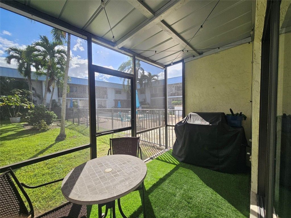 825 NW 13th Street, Unit 110, Boca Raton, FL 33486 Photo
