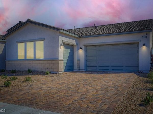 7038 Silver Palace Street, Las Vegas, NV 89131