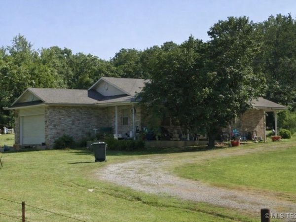 1135 Cravens, Wilburton, OK 74578