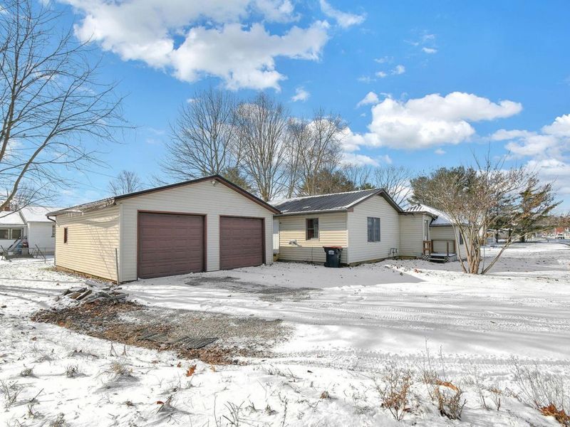 356 Spring Street, Utica, OH 43080 Photo 2