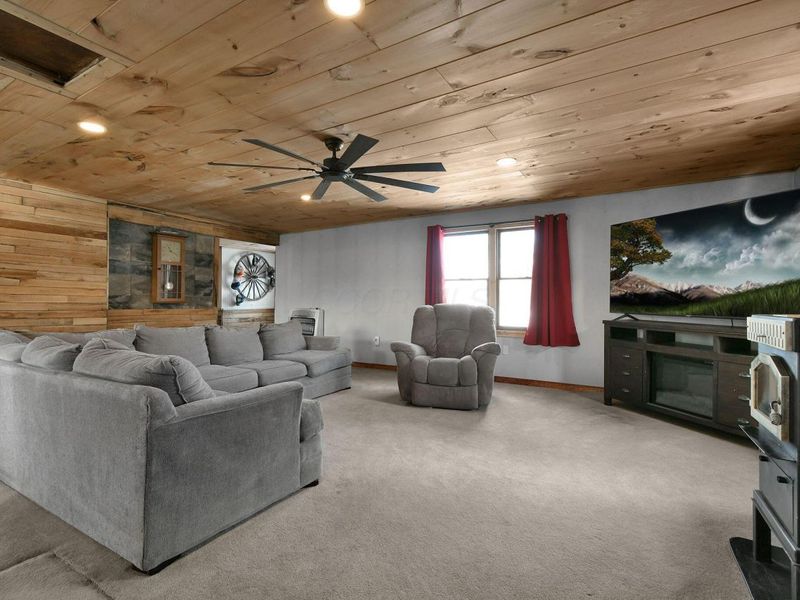 356 Spring Street, Utica, OH 43080 Photo 4