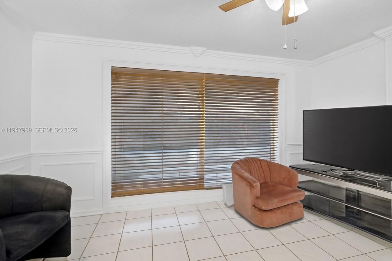 2299 NW 73rd Ave, Sunrise, FL 33313 Photo