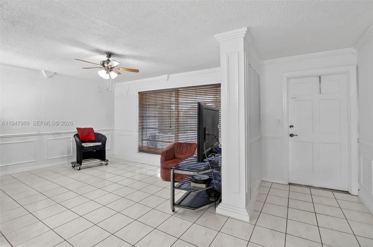 2299 NW 73rd Ave, Sunrise, FL 33313 Photo