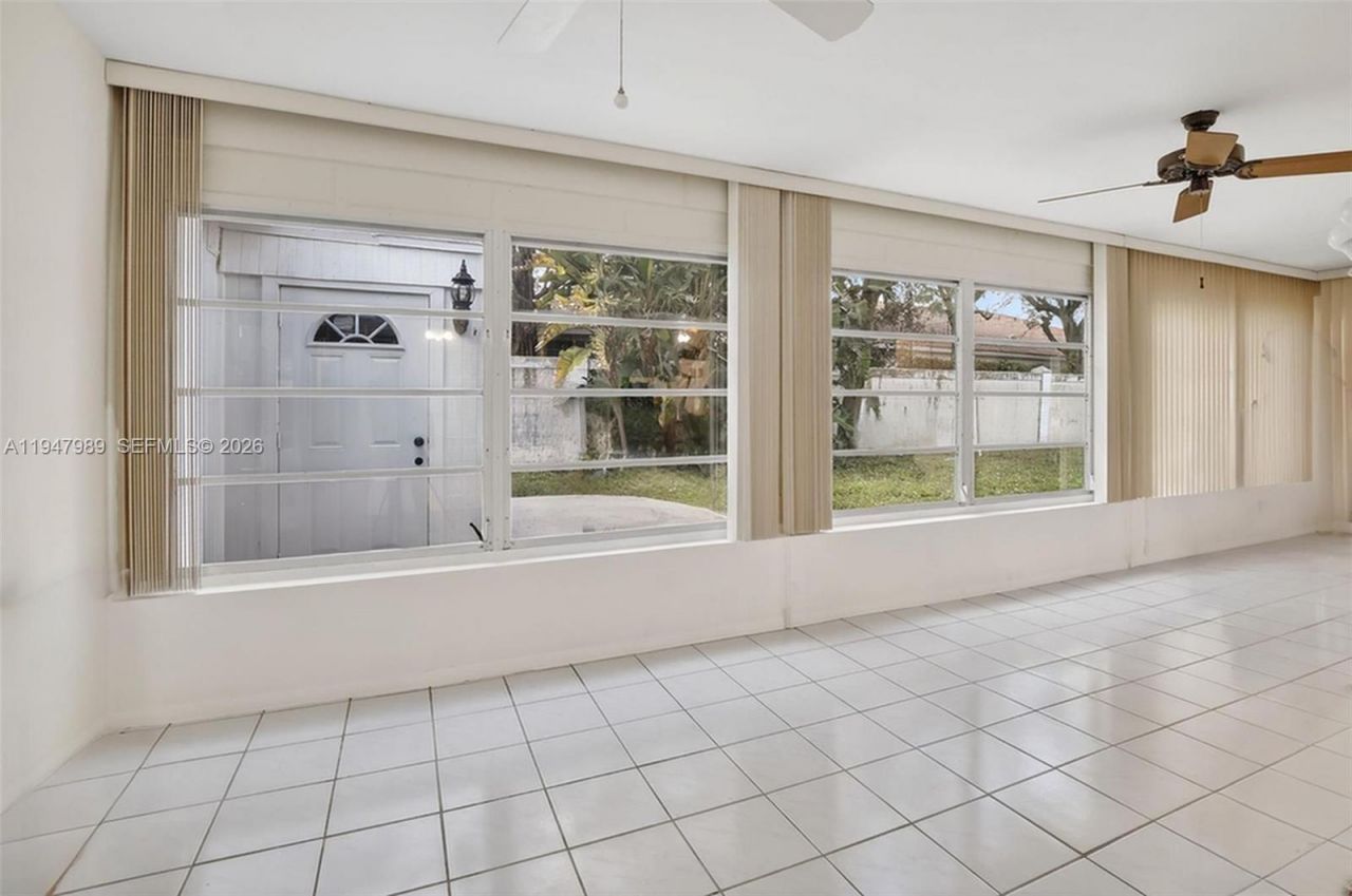 2299 NW 73rd Ave, Sunrise, FL 33313 Photo