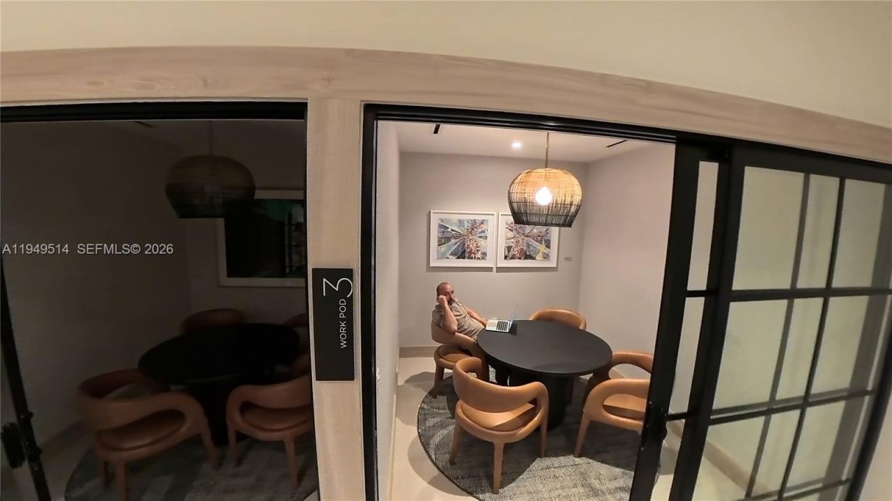 225 N Miami Ave, Unit 1812, Miami, FL 33132 Photo