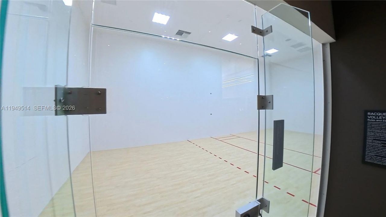 225 N Miami Ave, Unit 1812, Miami, FL 33132 Photo