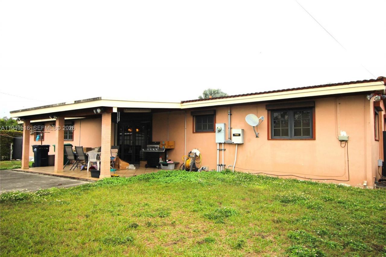 2000 SW 84th Ave, Miami, FL 33155 Photo