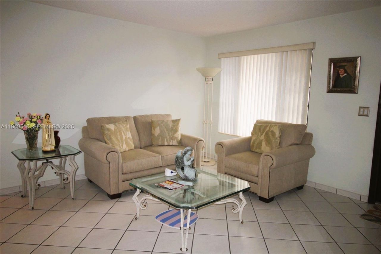 2000 SW 84th Ave, Miami, FL 33155 Photo