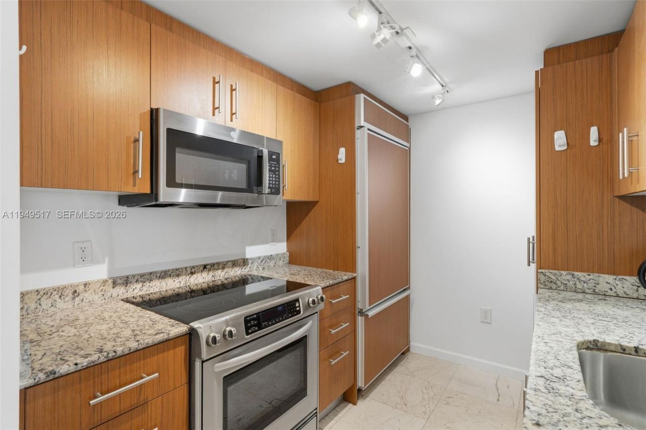 10275 Collins Ave, Unit 718, Bal Harbour, FL 33154 Photo