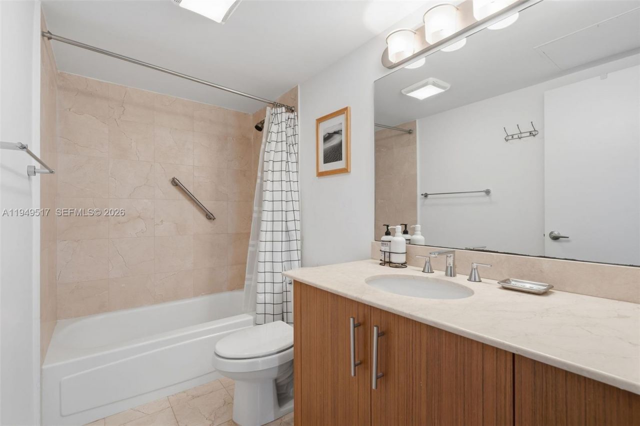 10275 Collins Ave, Unit 718, Bal Harbour, FL 33154 Photo