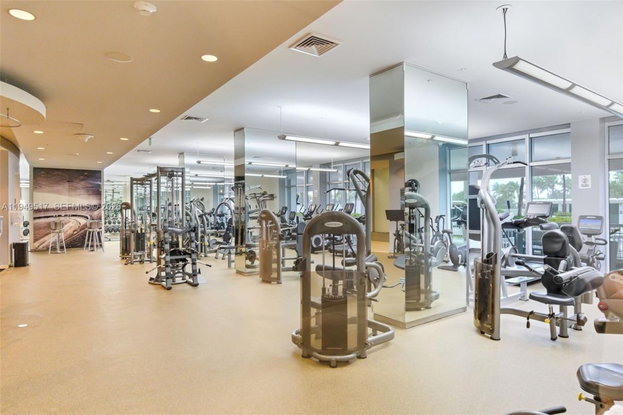 10275 Collins Ave, Unit 718, Bal Harbour, FL 33154 Photo