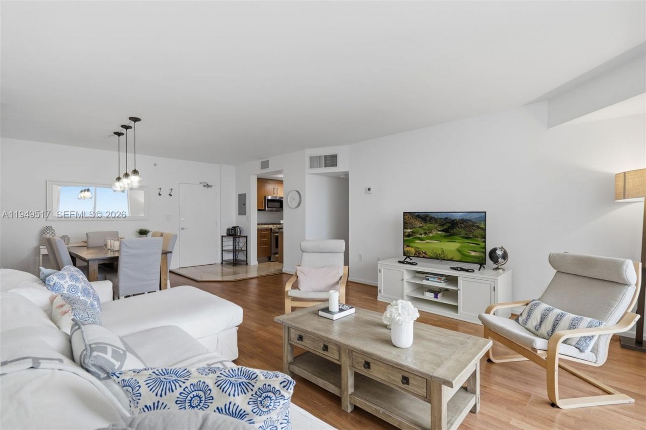 10275 Collins Ave, Unit 718, Bal Harbour, FL 33154 Photo