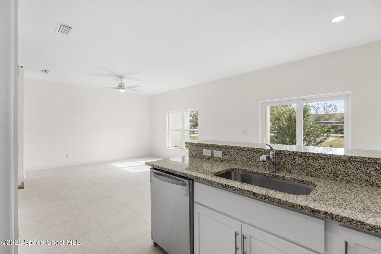 199 Dayton Boulevard, Melbourne Village, FL 32904 Photo