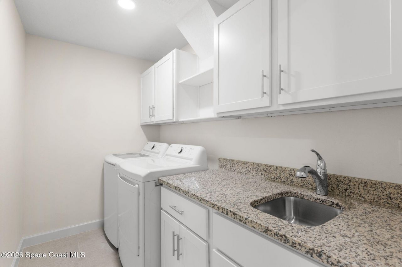 199 Dayton Boulevard, Melbourne Village, FL 32904 Photo