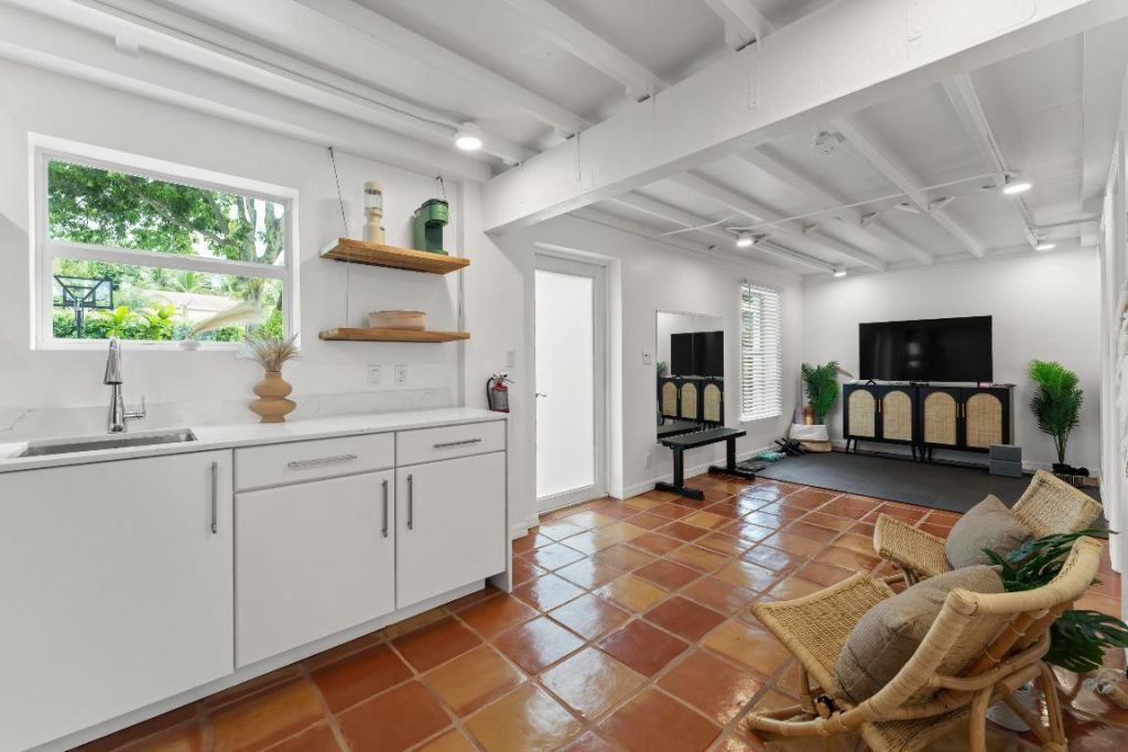 921 Ortega Road, West Palm Beach, FL 33405 Photo