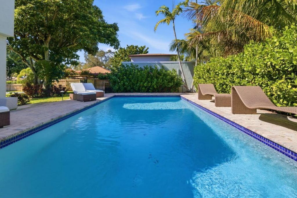 921 Ortega Road, West Palm Beach, FL 33405 Photo