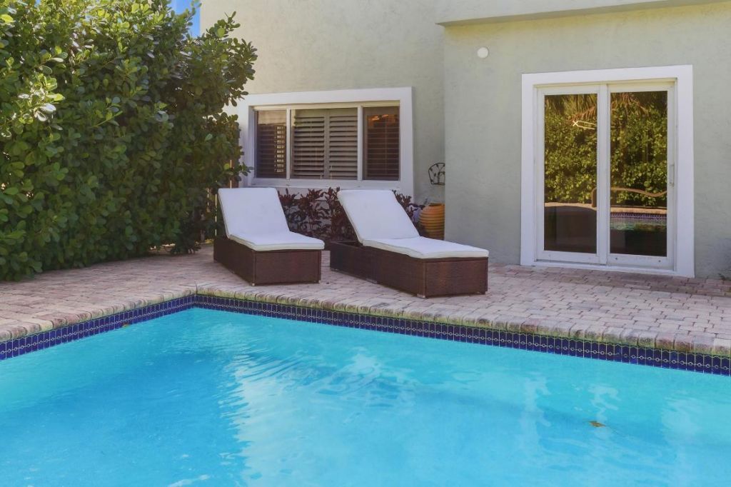 921 Ortega Road, West Palm Beach, FL 33405 Photo