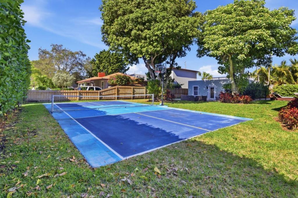 921 Ortega Road, West Palm Beach, FL 33405 Photo