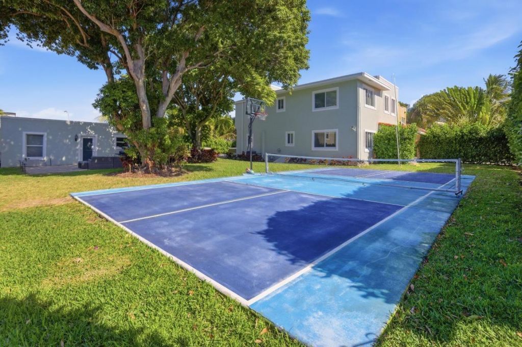 921 Ortega Road, West Palm Beach, FL 33405 Photo