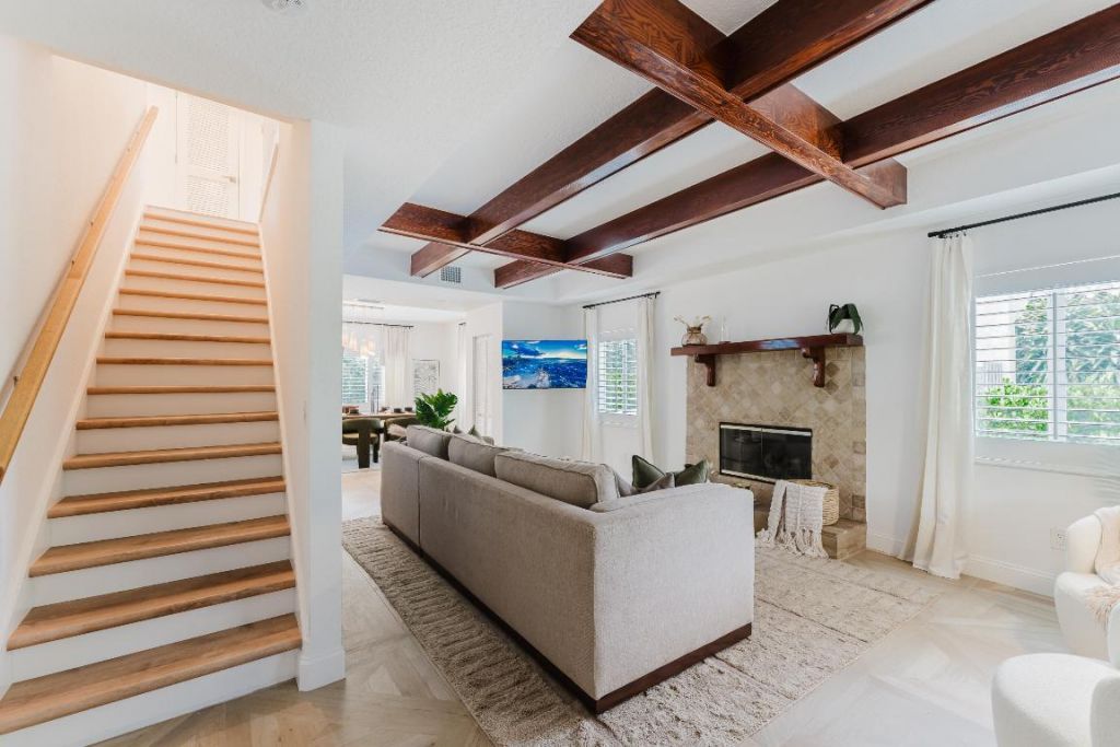 921 Ortega Road, West Palm Beach, FL 33405 Photo