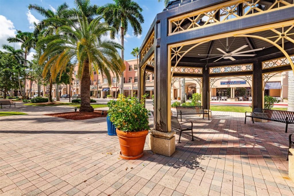 101 SW 2nd Avenue, Boca Raton, FL 33432 Photo