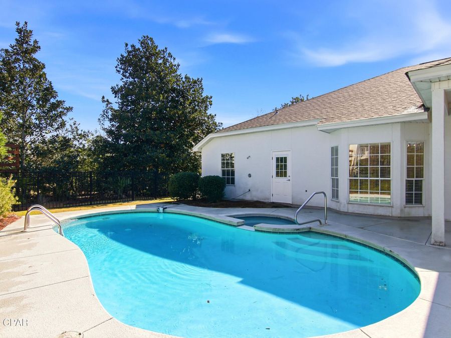 Property Image 43