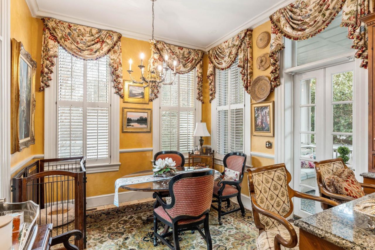 74 Murray Boulevard Photo 23