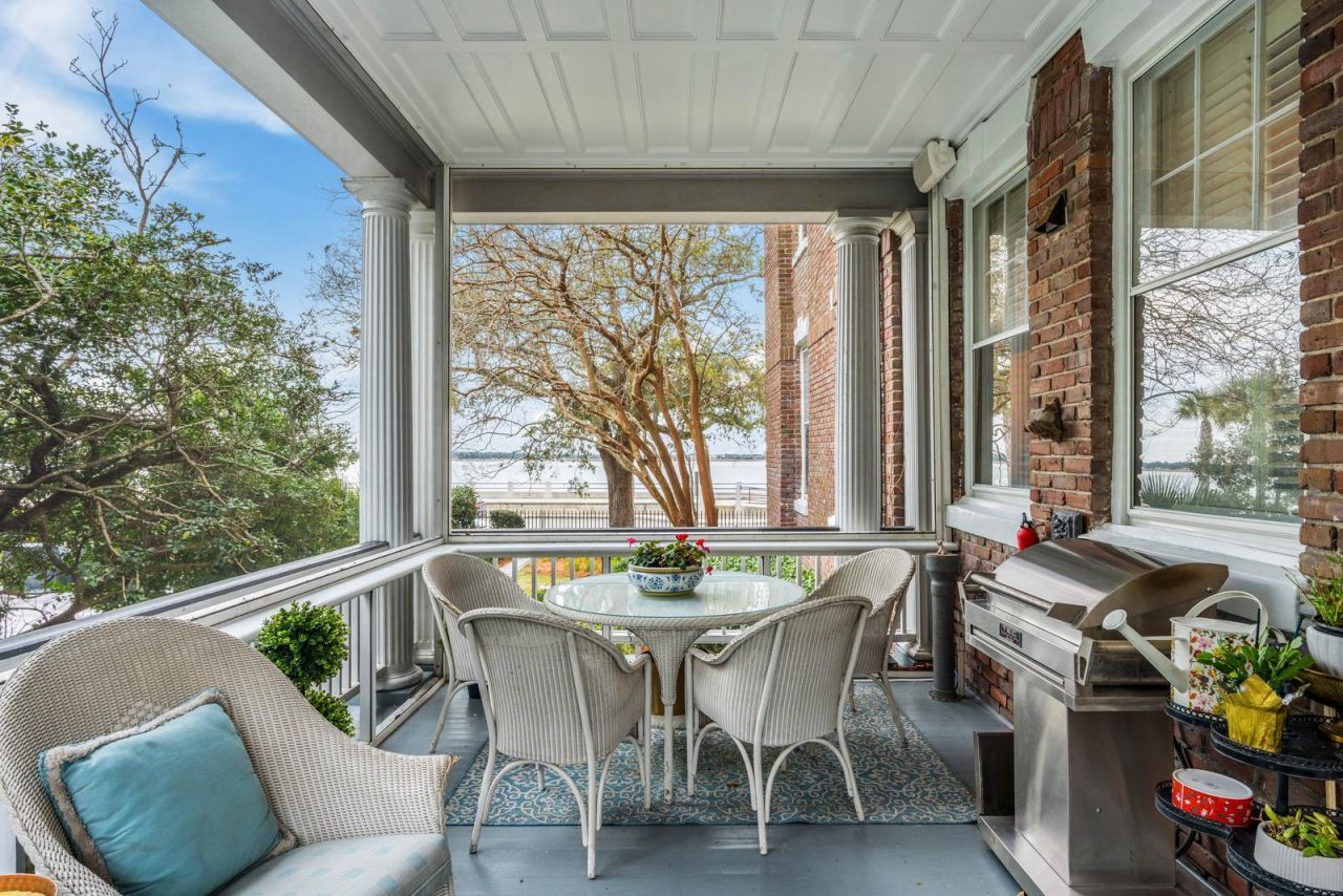 74 Murray Boulevard Photo 24