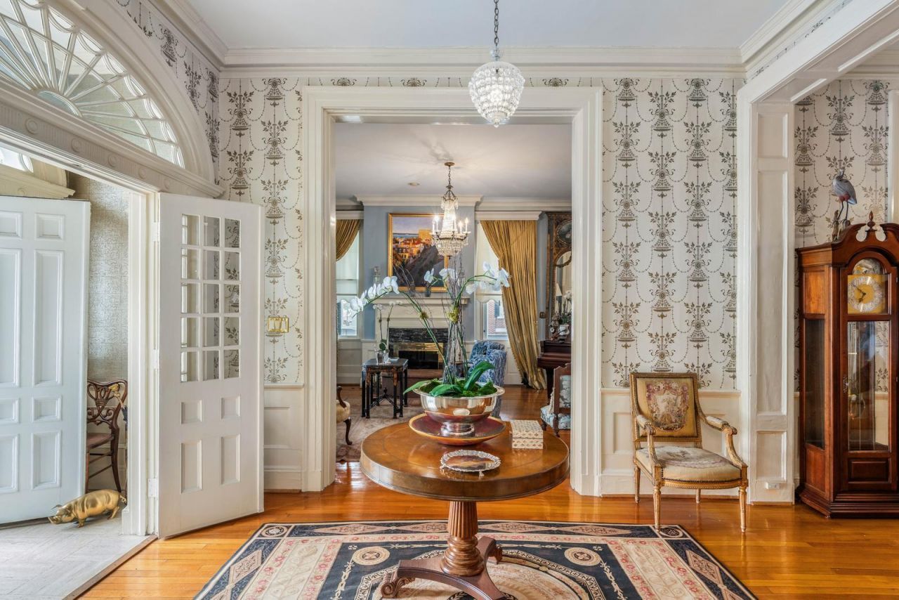 74 Murray Boulevard Photo 8