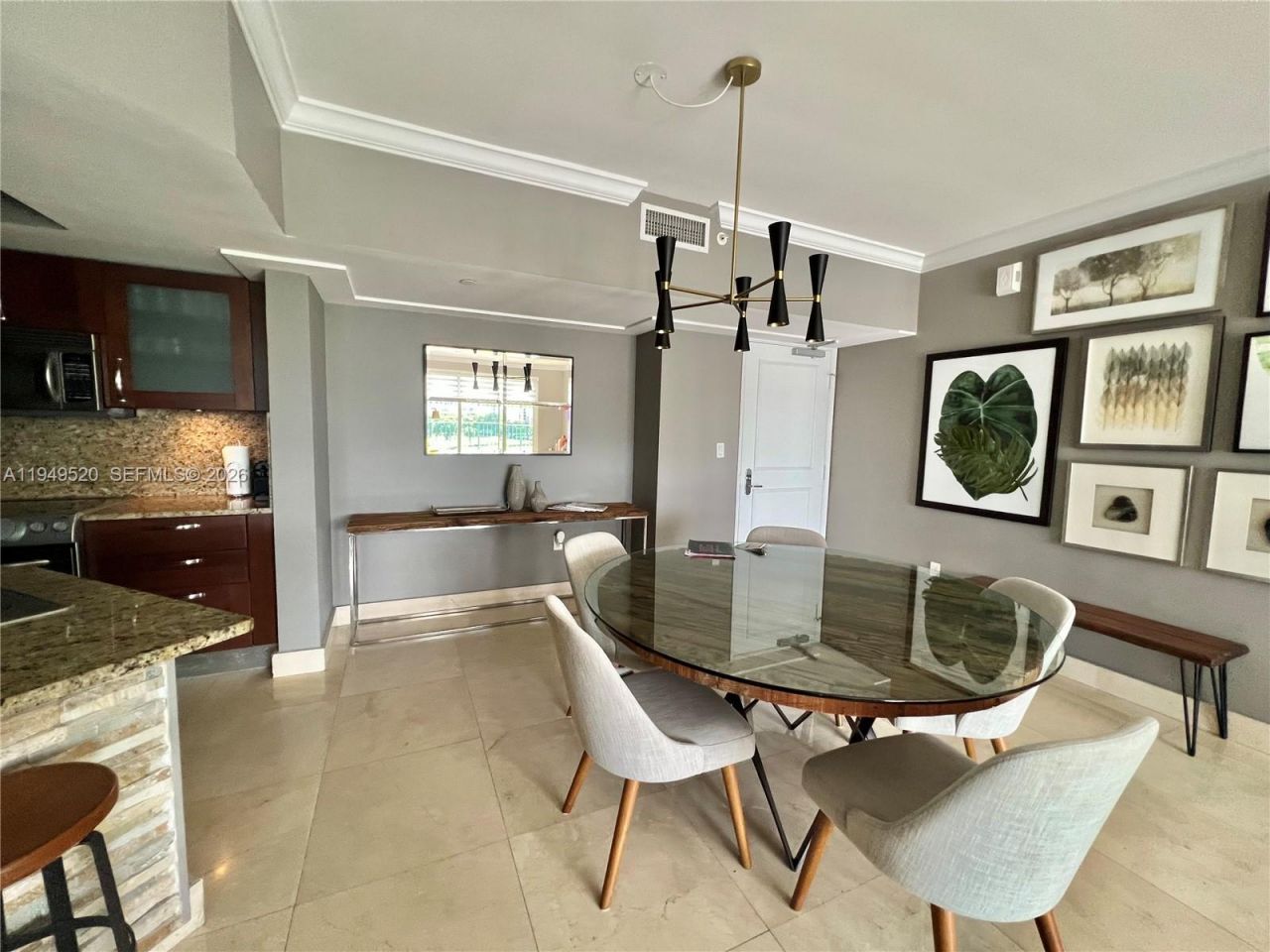 20000 E Country Club Dr , Unit 806, Aventura, FL 33180 Photo