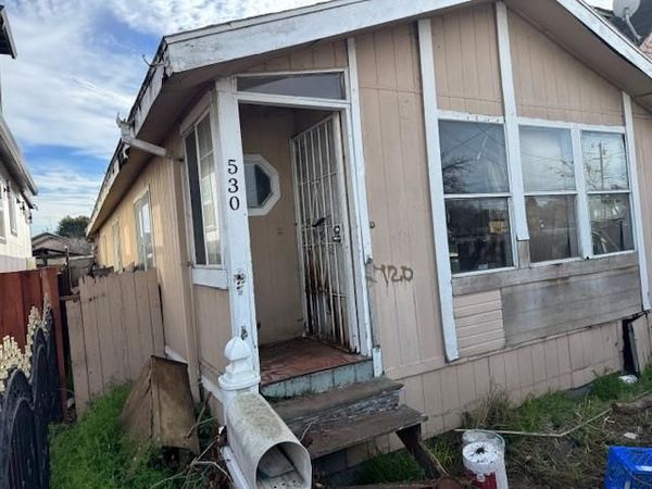 530 530 4Th St, Richmond, CA 94801