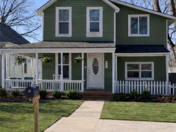 930 W 7th Street, Leavenworth, KS 66048