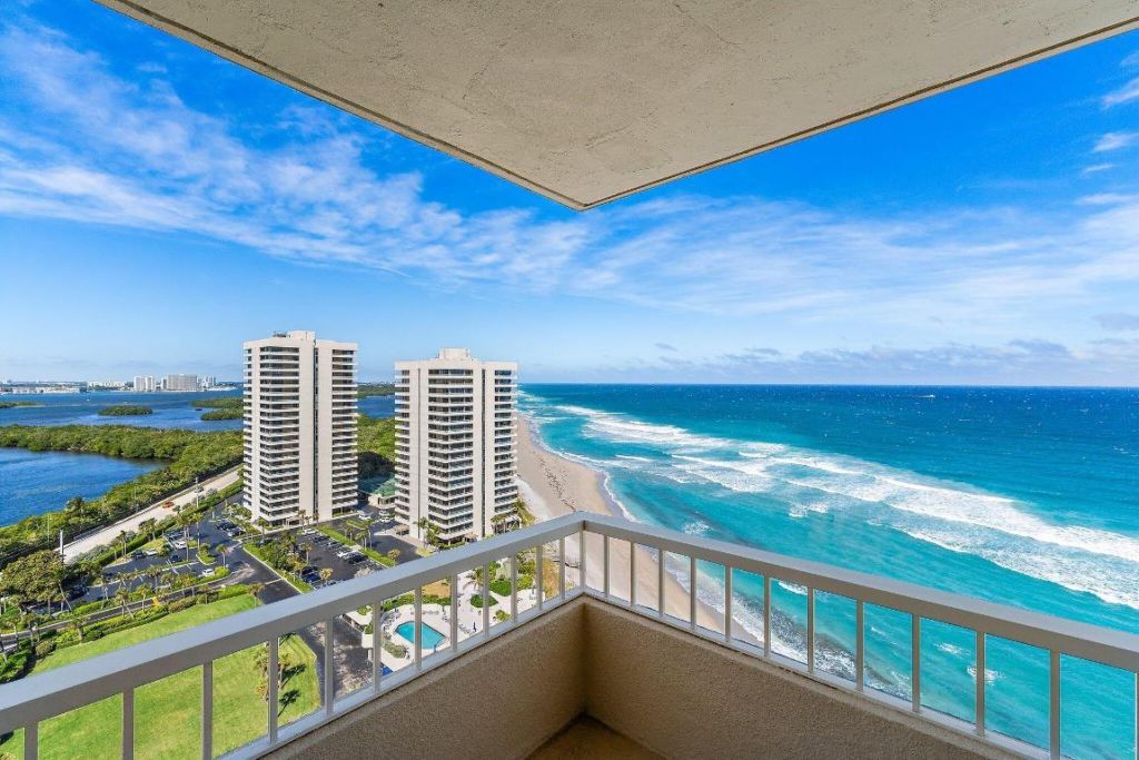 5510 N Ocean Drive, Unit 19c, Singer Island, FL 33404 Photo