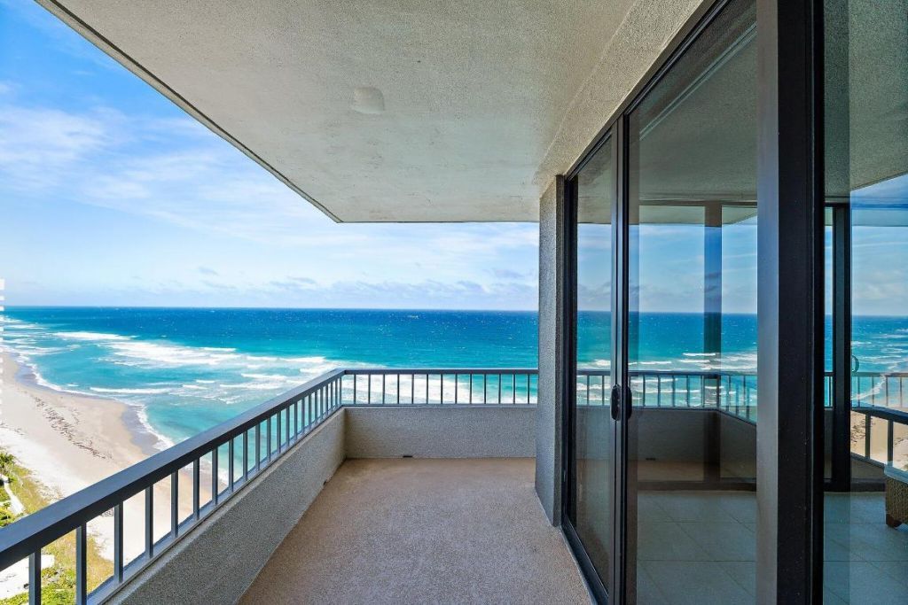 5510 N Ocean Drive, Unit 19c, Singer Island, FL 33404 Photo