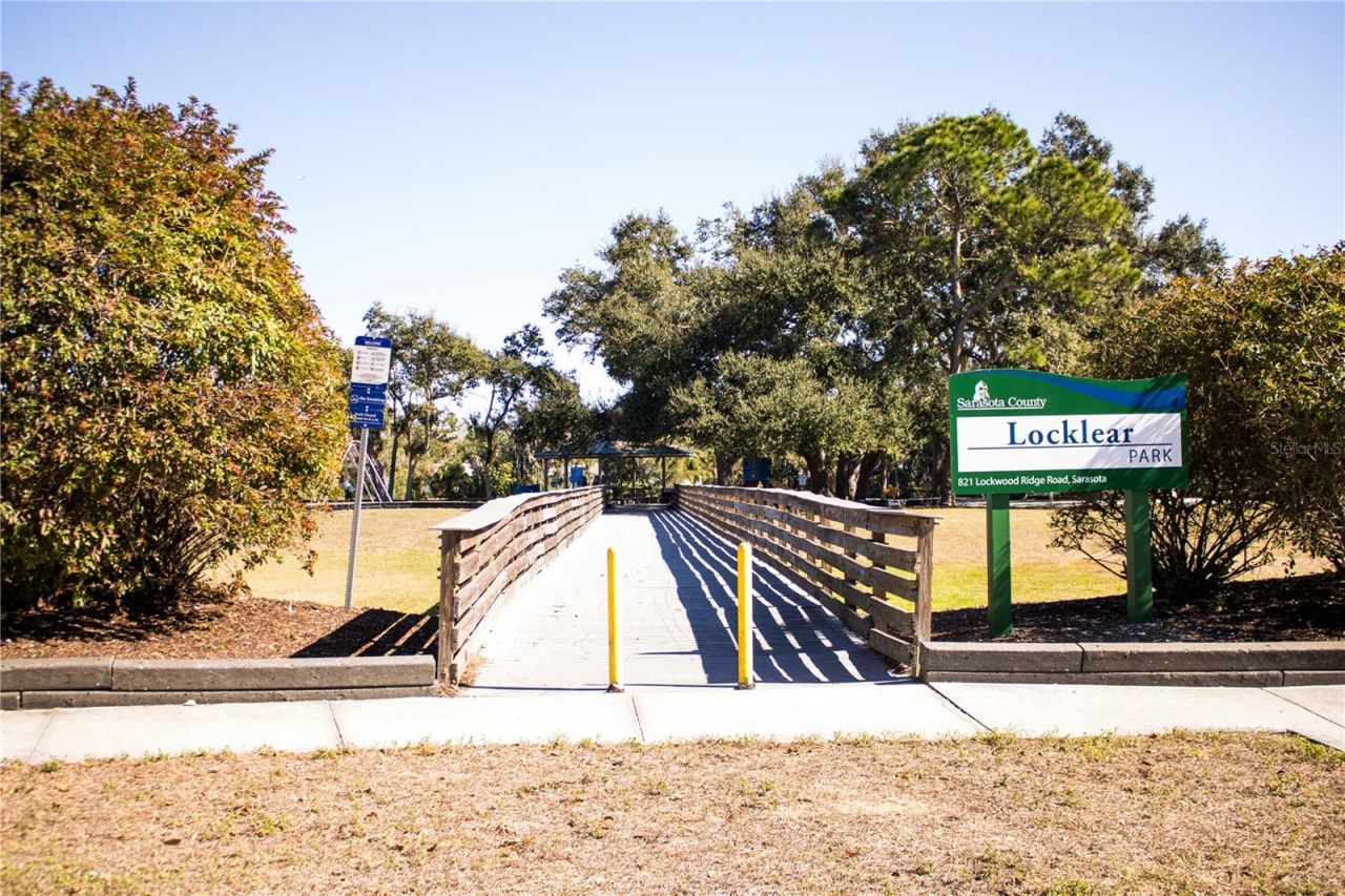 901 S Lockwood Ridge Road, Sarasota, FL 34237 Photo