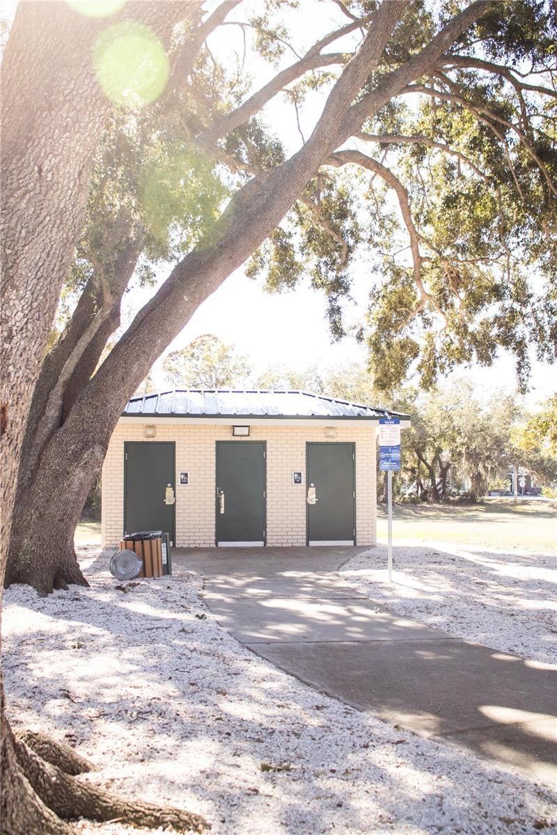 901 S Lockwood Ridge Road, Sarasota, FL 34237 Photo