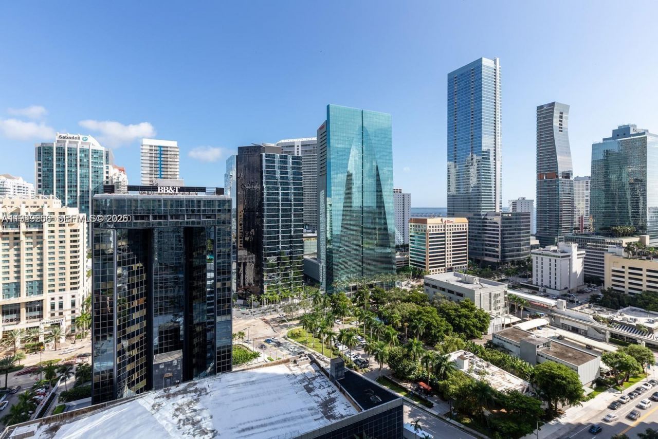 1250 S Miami Ave, Unit 2214, Miami, FL 33130 Photo