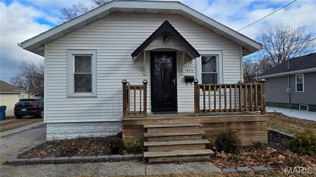 459 Sheridan Street, Bethalto, IL 62010 Main Photo